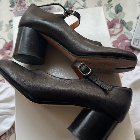 Maison Margiela black mary jane tabi - Picture 2 of 13